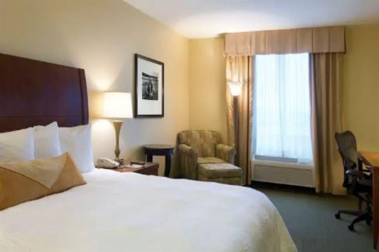 Hilton Garden Inn Seattle North/Everett Mukilteo Exterior photo