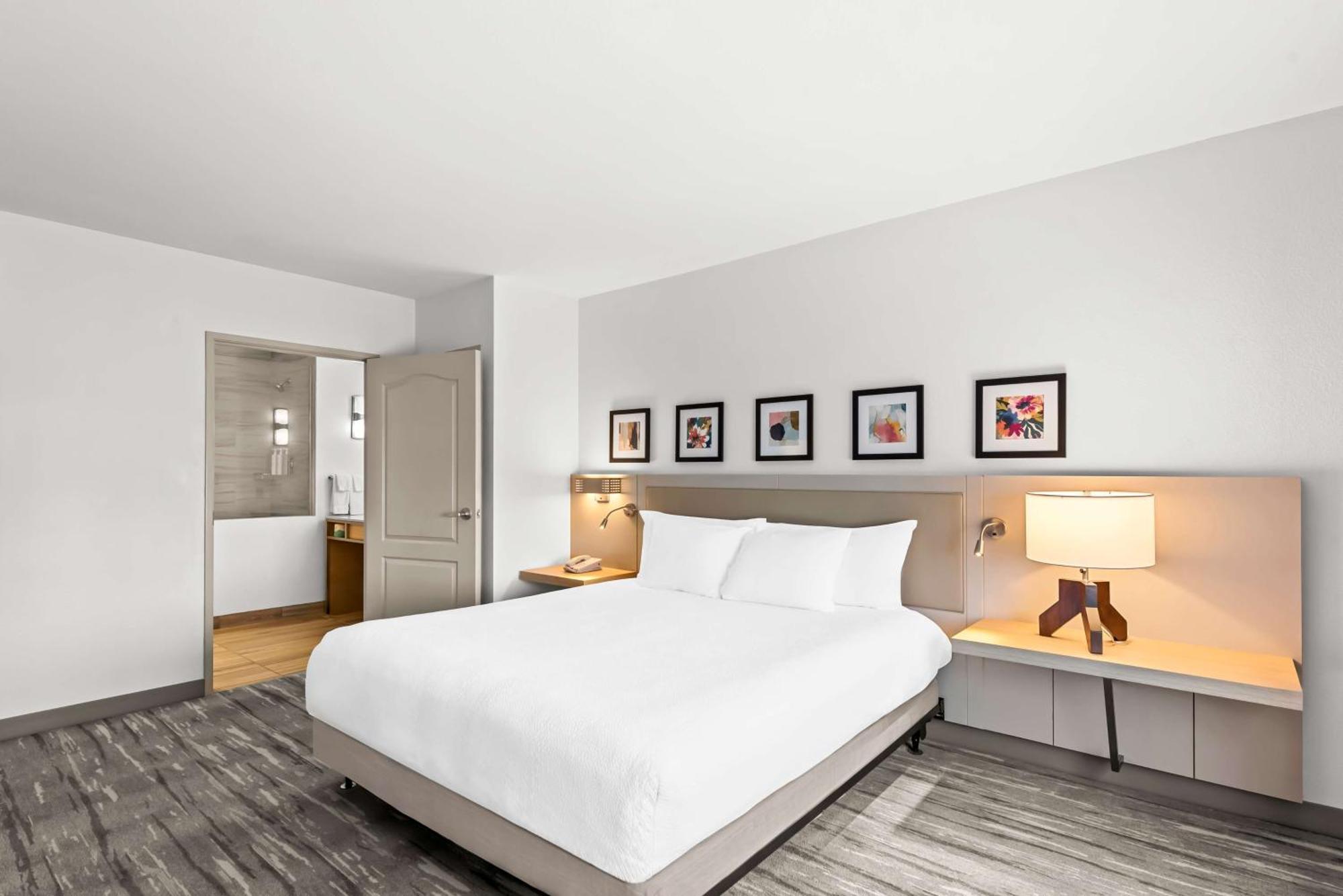 Hilton Garden Inn Seattle North/Everett Mukilteo Exterior photo